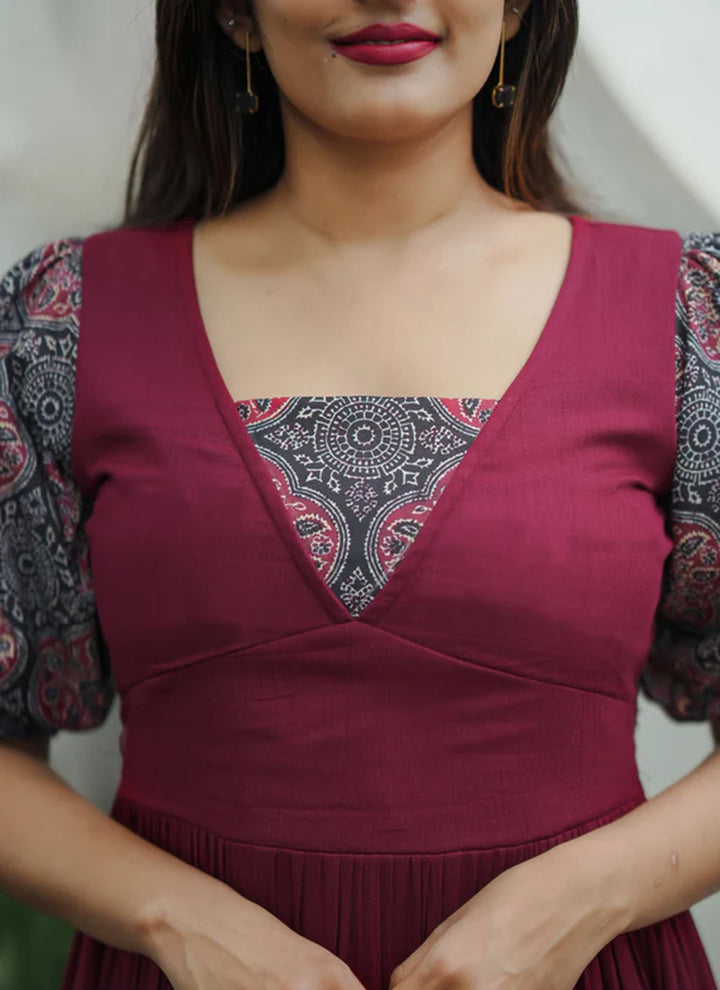 Maroon Rayon Printed Outwear Midi Dress