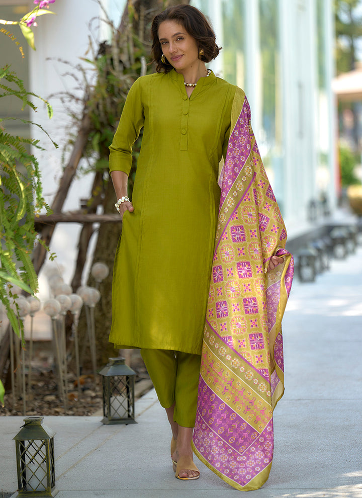 Olive Green Plain Straight Kurta Set With Printed Dupatta