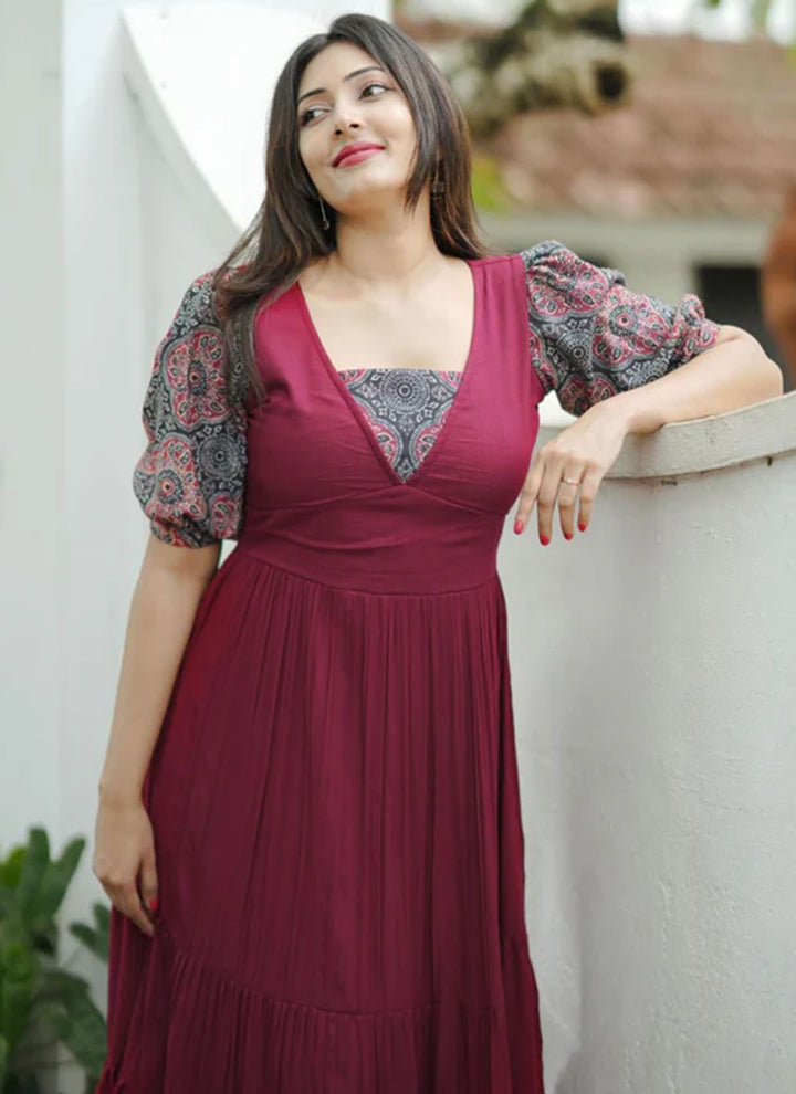 Maroon Rayon Printed Outwear Midi Dress