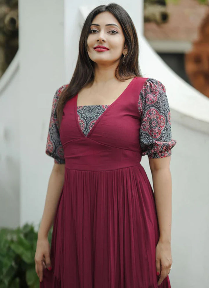 Maroon Rayon Printed Outwear Midi Dress