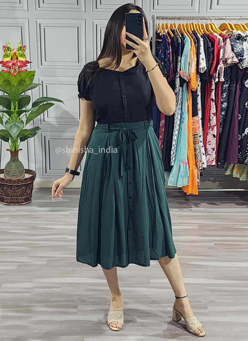 Black And Green Solid Rayon Dress