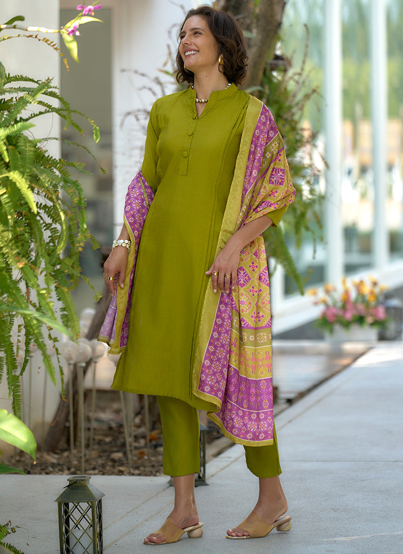 Olive Green Plain Straight Kurta Set With Printed Dupatta