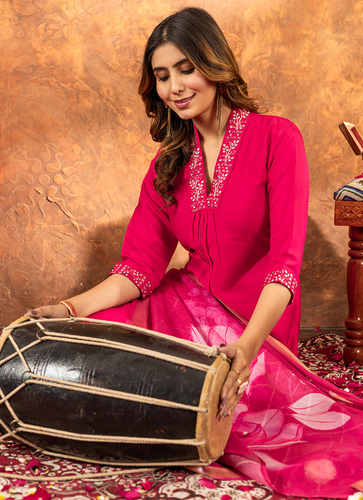 Fuchsia Roman Silk Embroidered Kurta Set For Ceremonial