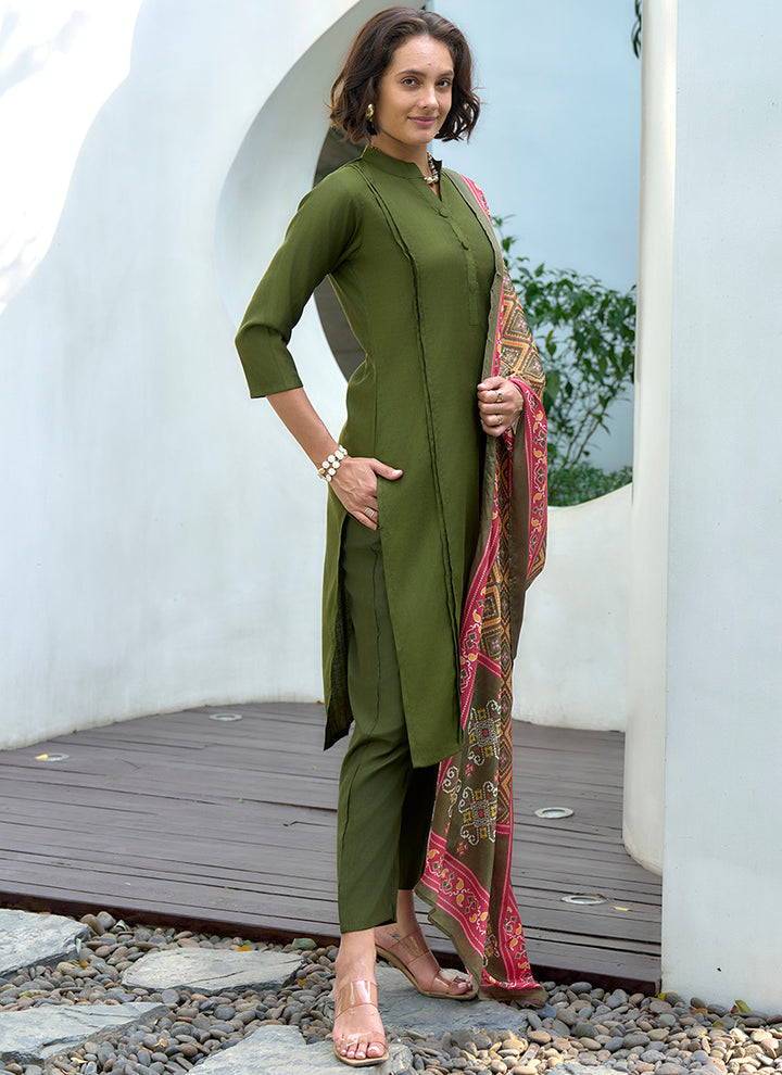 Lively Green Straight Kurta Set With Printed Dupatta