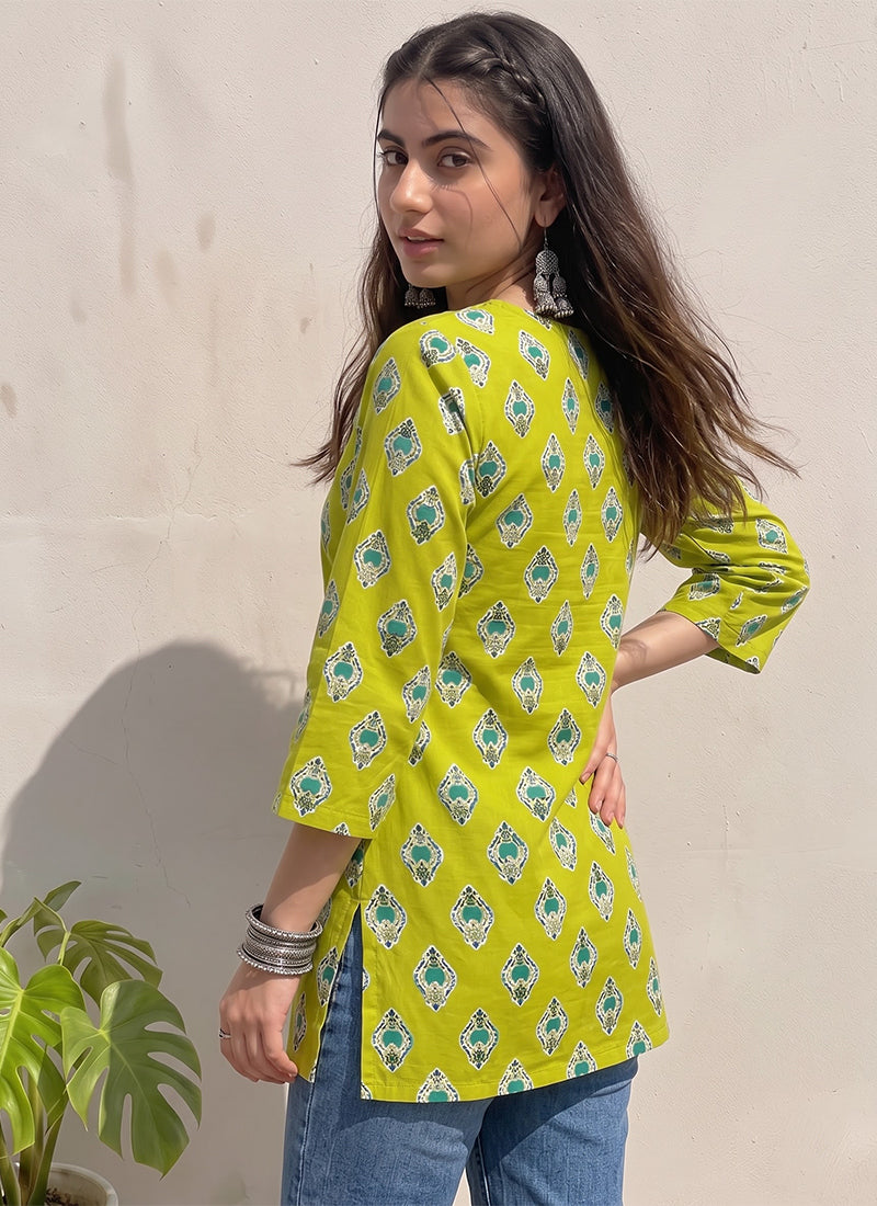 Green Cotton Printed Office Wear Kurti
