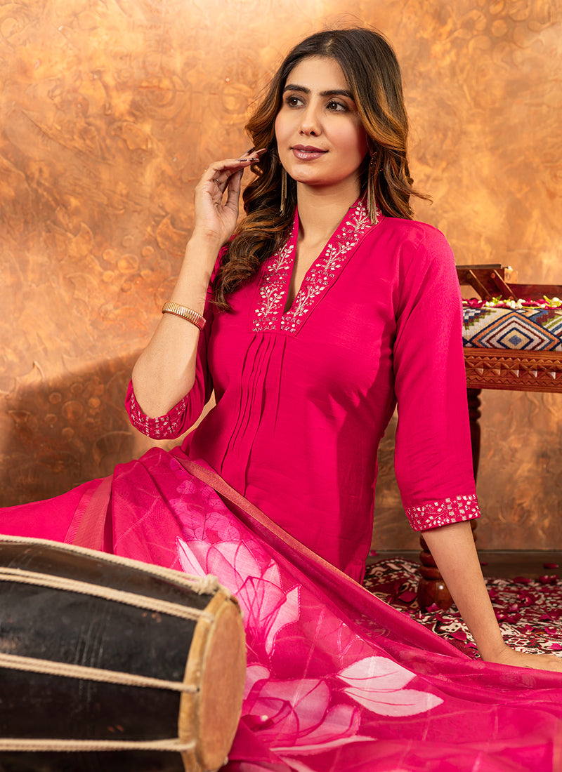 Fuchsia Roman Silk Embroidered Kurta Set For Ceremonial