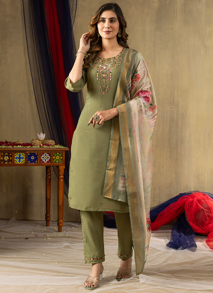 Green Shimmer Silk Embroidered Kurta Set For Festive