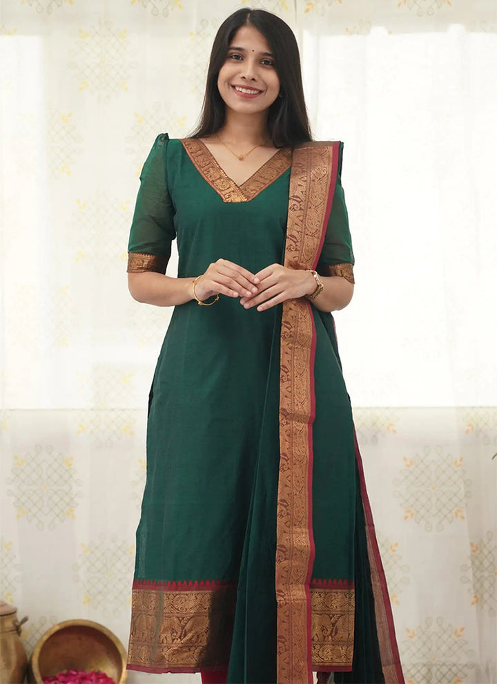 Green Kanchi Cotton Woven V-Neck Casual Kurta And Dupatta