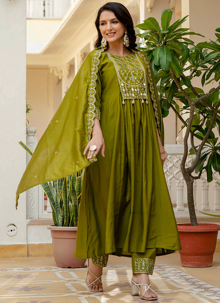 Mehndi Green Viscose Roman Silk Layered Kurta Set