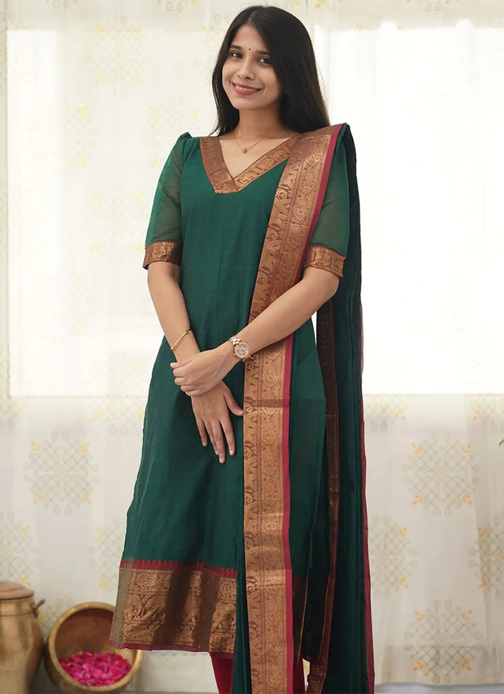 Green Kanchi Cotton Woven V-Neck Casual Kurta And Dupatta