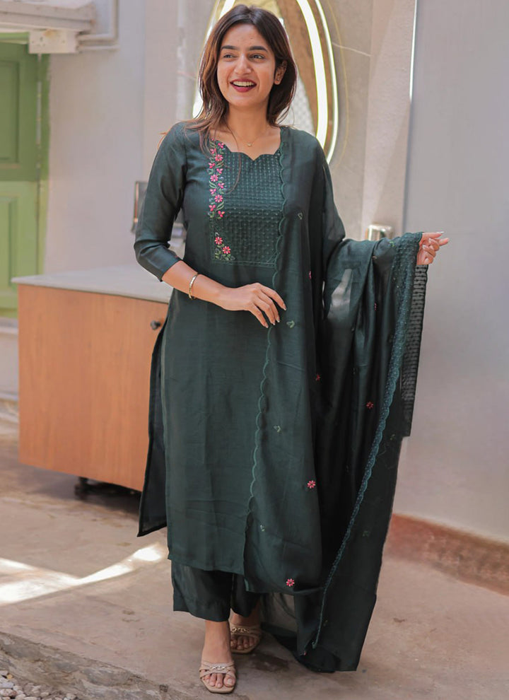 Morpinch Embroidered Chanderi Cotton Festive Kurta Set