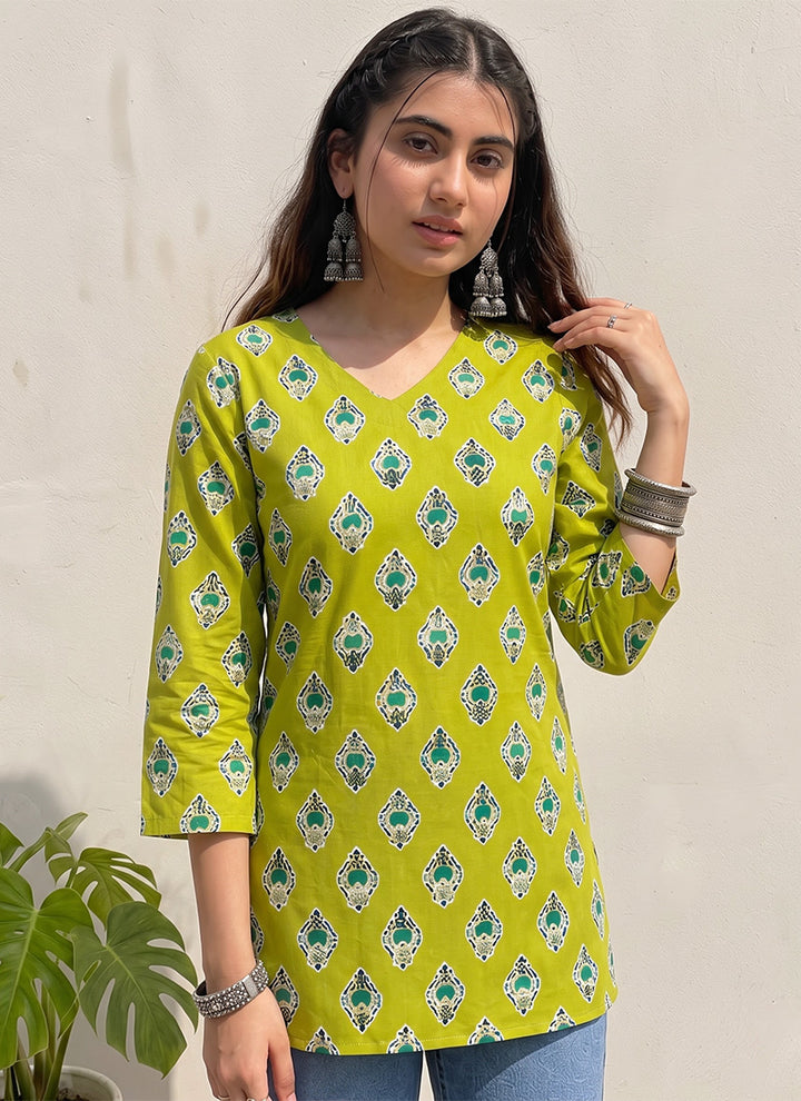Green Cotton Printed Office Wear Kurti