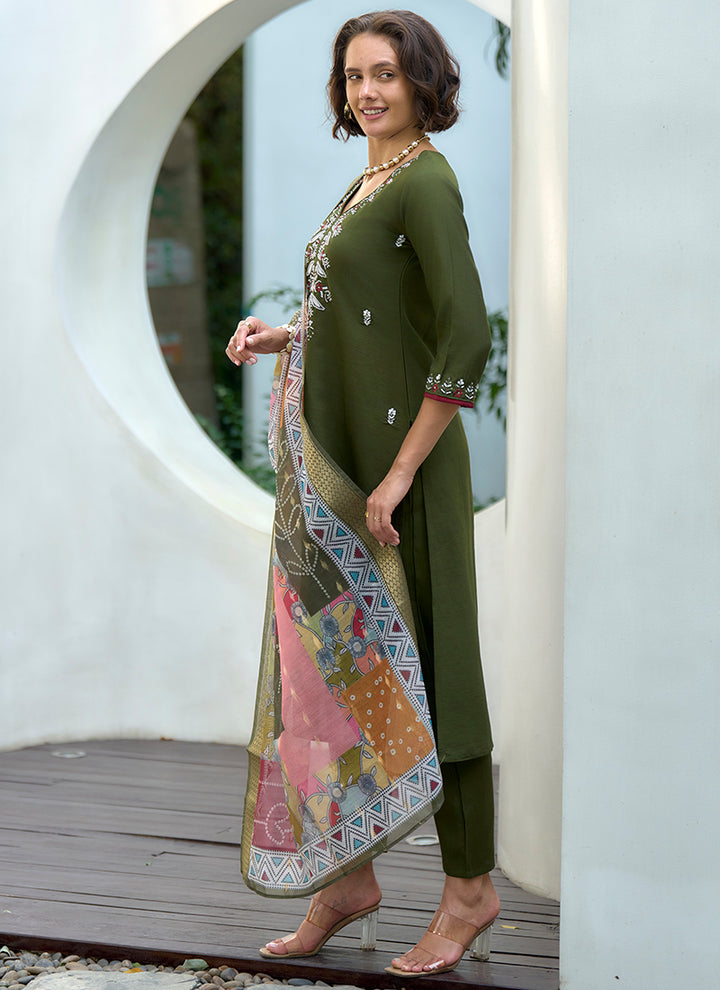 Embroidered Green Kurta With Trouser And Dupatta
