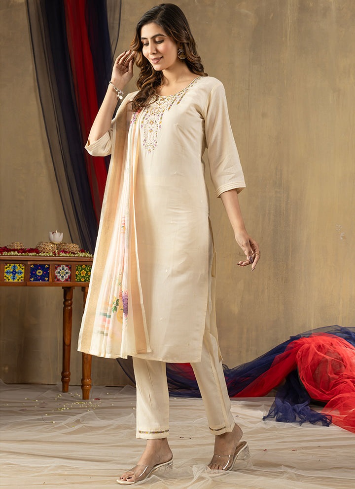 Off White Shimmer Silk Festive Wear Kurta Set