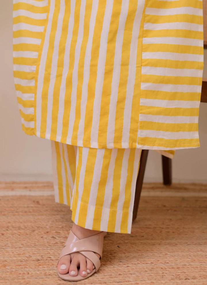 Yellow Rayon Lining Printed Straight Kurta With Plazzo