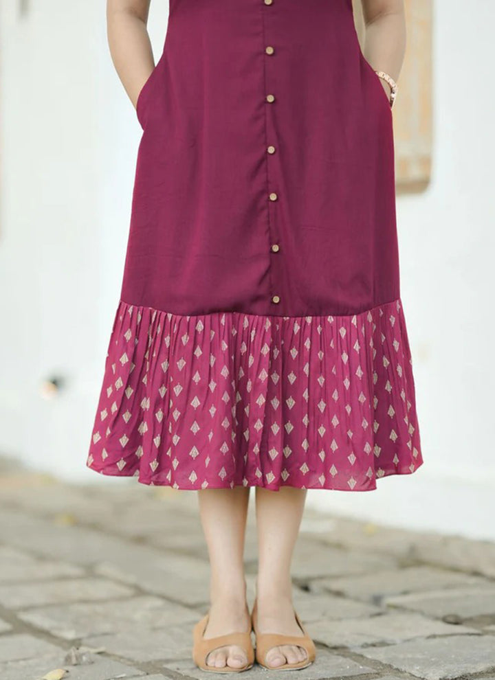 Maroon Rayon V Neck Outwear Midi Dress
