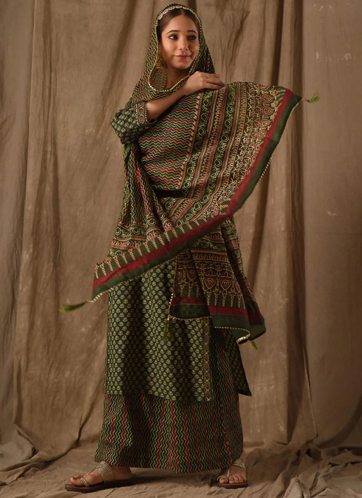 Green Rayon Slub Printed Palazzo Style Kurta Set