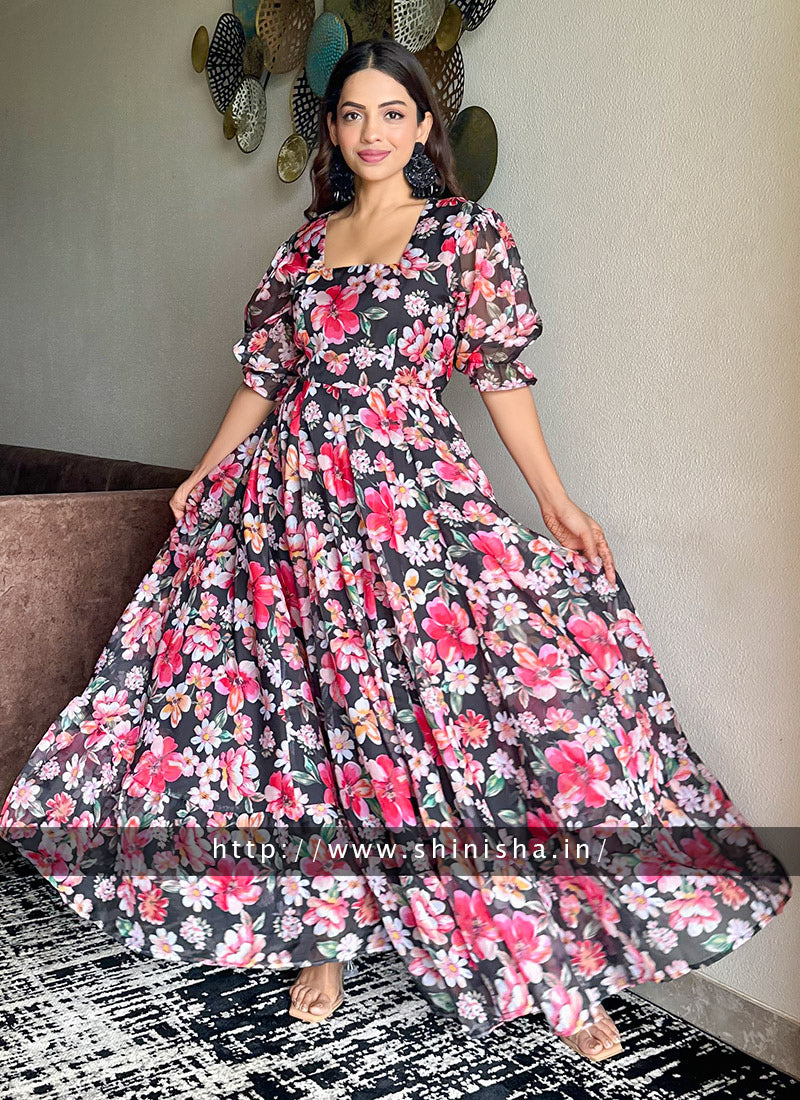 Beautifully Designed Vibrant Floral Print Maxi Dress for a Stunning Lo –  Sukriti Store