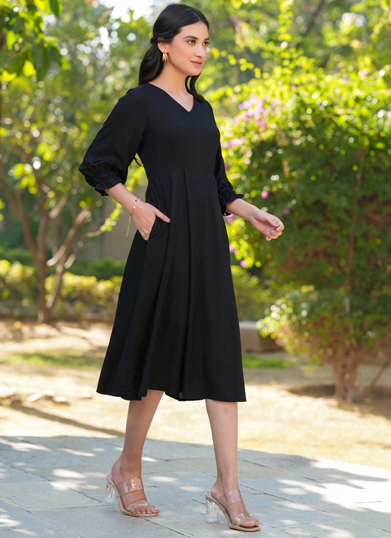 Rayon Black Color Plain A-line Outwear Midi Dress
