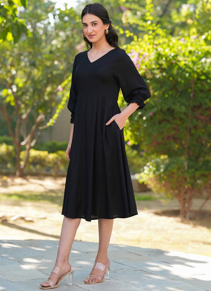 Rayon Black Color Plain A-line Outwear Midi Dress