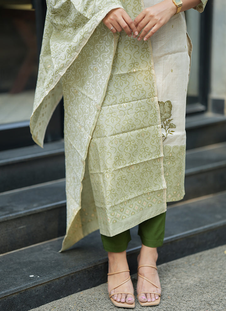 Cream And Green Woven Cotton Outwear Kurta And Dupatta