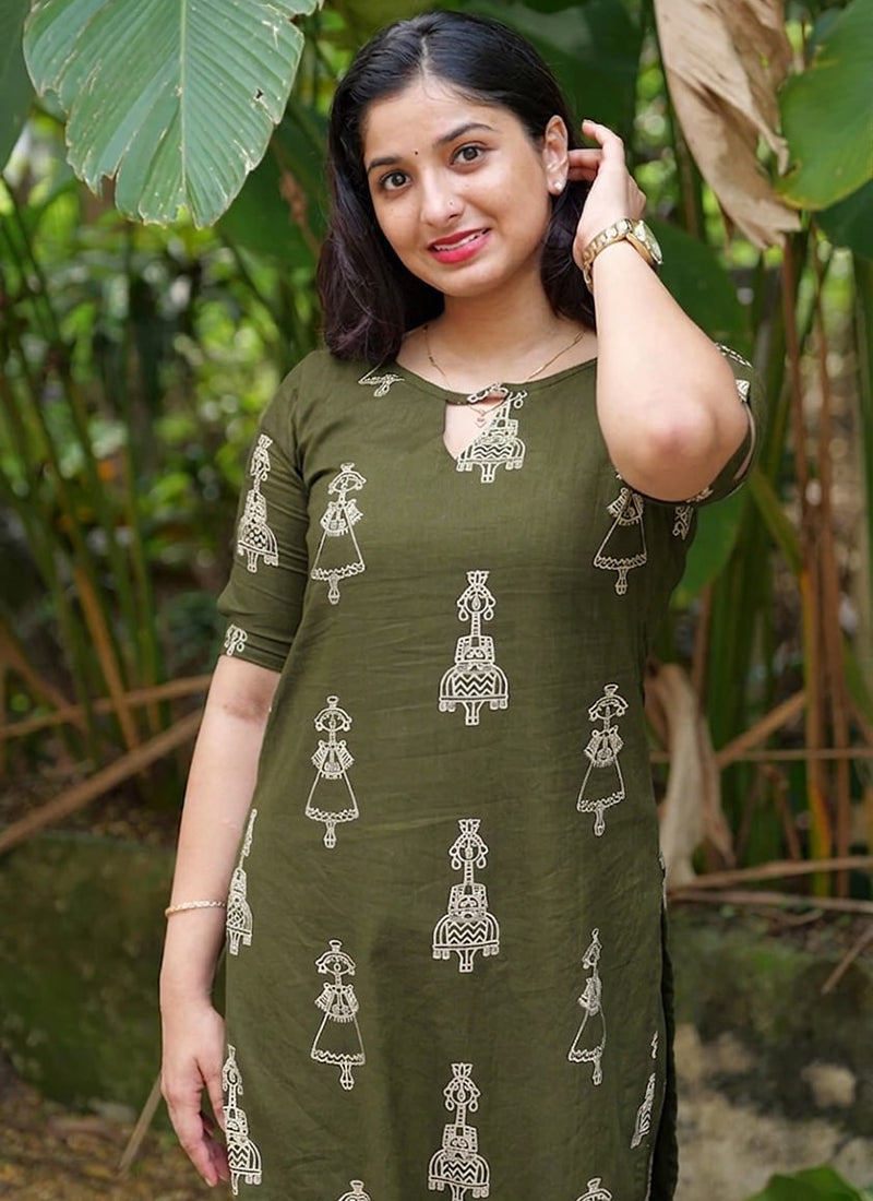 Green Cotton Blend Printed Straight Kurta And Pant