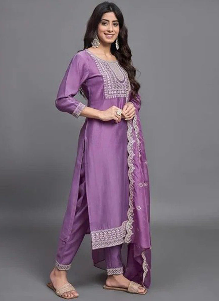 Lavender Cotton Blend Embroidered Kurta Set